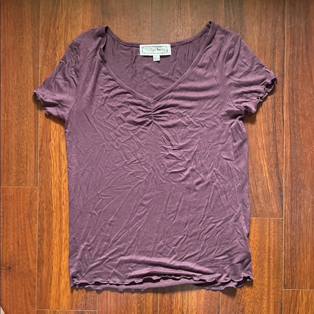 Hippie Rose Mauve Short Sleeve V-Neck Top